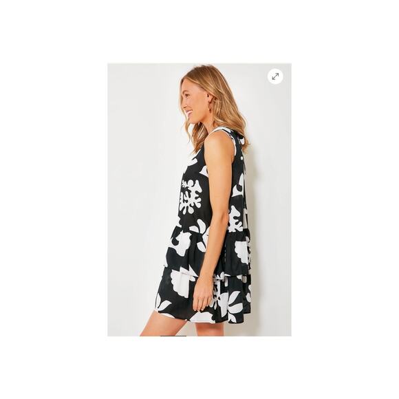 Tuckernuck Seashell Beach Coverup Short Dress Large Cotton Black White NEW - Picture 6 of 16